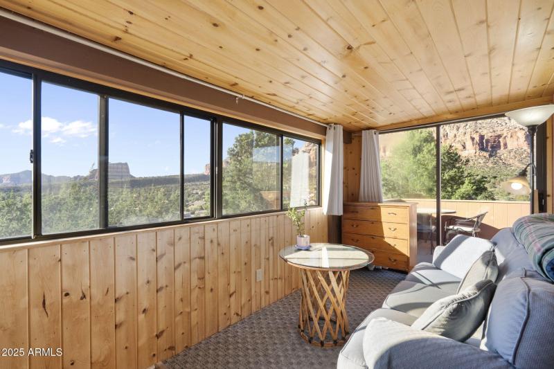 94-web-or-mls-QVB08729 - Copy