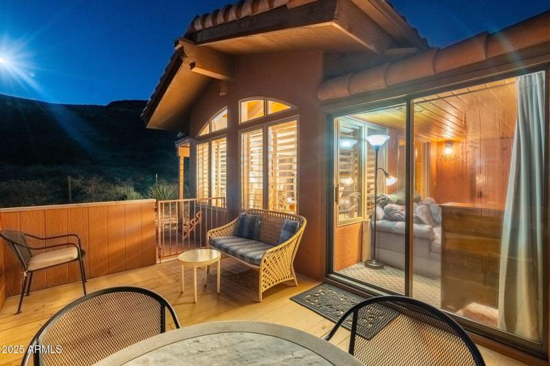 179-web-or-mls-QVB08800-HDR