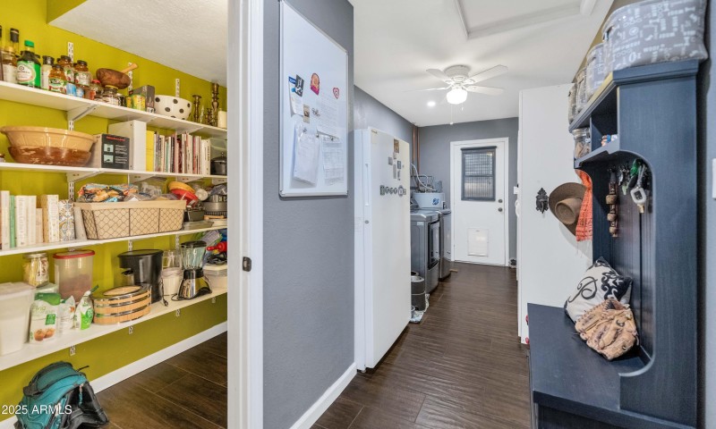 Custom Pantry & Laundry