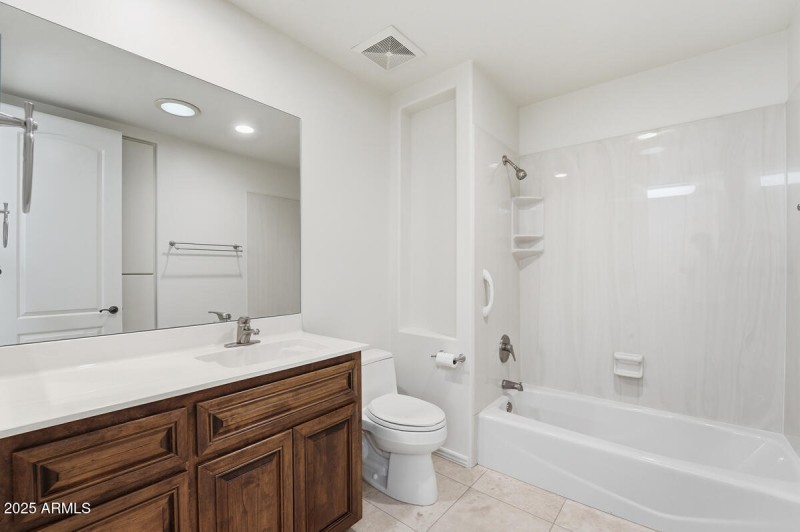 722 W Moon Valley Dr-28