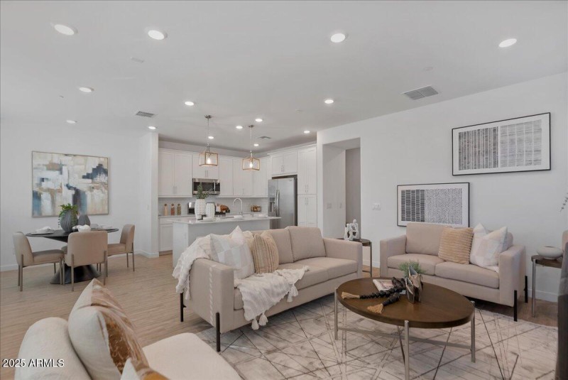 OPEN CONCEPT FLOOR PLAN