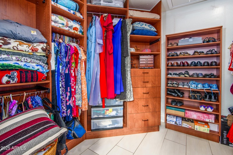 Wow, Classey Closets !