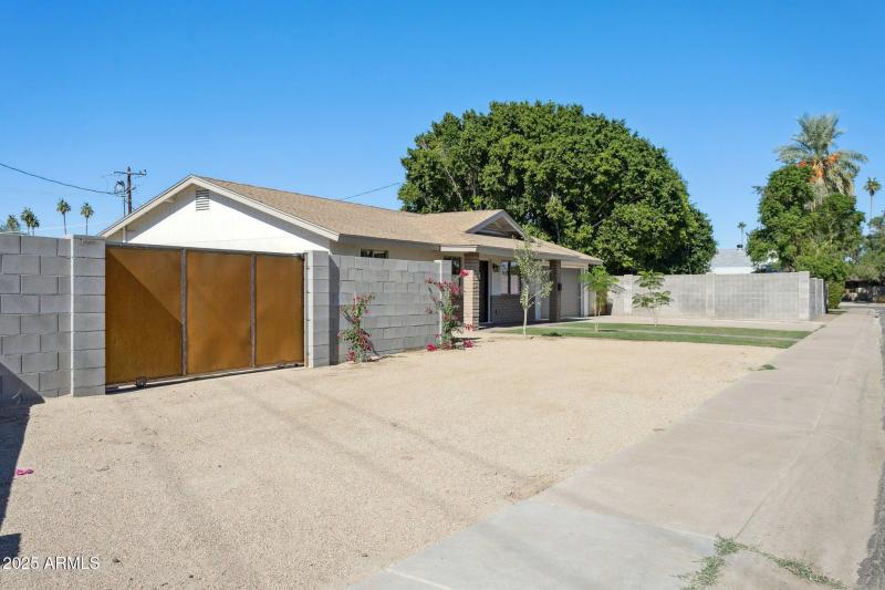 3-web-or-mls-2920-s-rita-ln