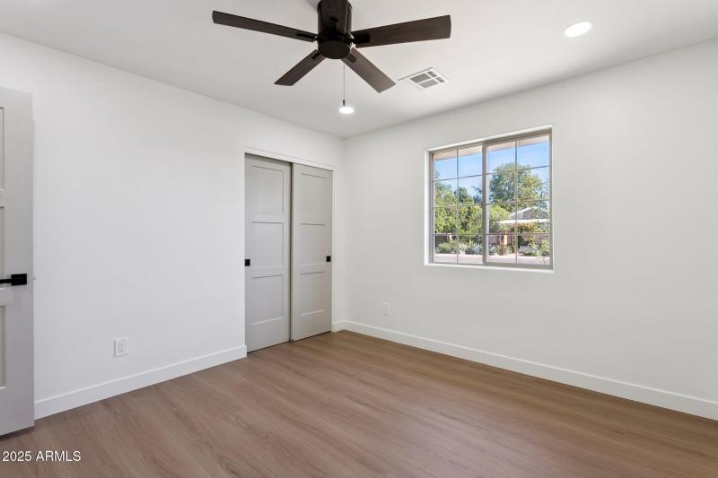 18-web-or-mls-2920-s-rita-ln