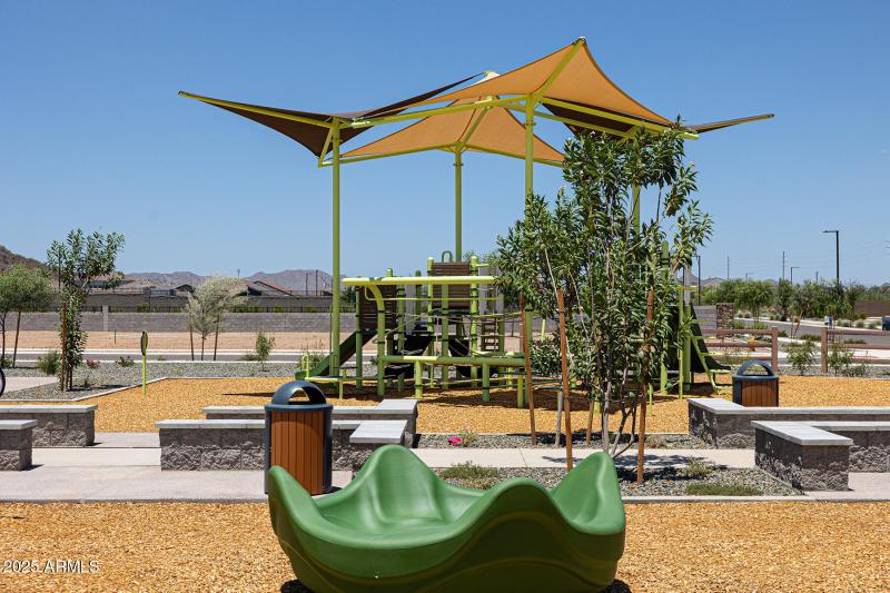 PHX_Miravida_Amenity_Carosel