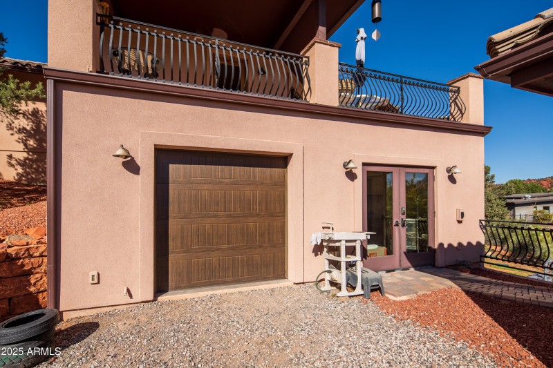 JL_260SunUpRanch-exteriors-10