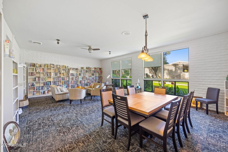 31-web-or-mls-4800-n-68th-st