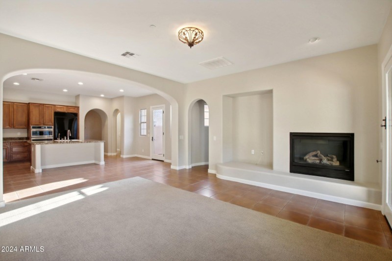 6-web-or-mls-E Via De Vaquero Dr-006