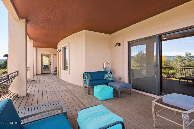 JL_260SunUpRanch-interiors-LowerLevel-11