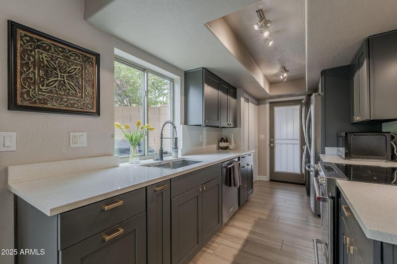Spacious modern kitchen