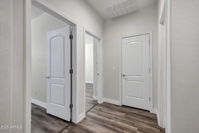 3918 E Cat Balue Dr-22