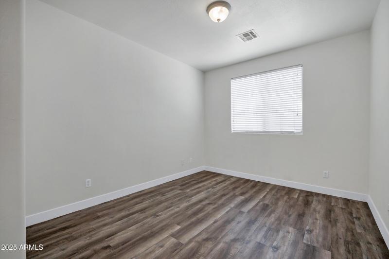 3918 E Cat Balue Dr-24