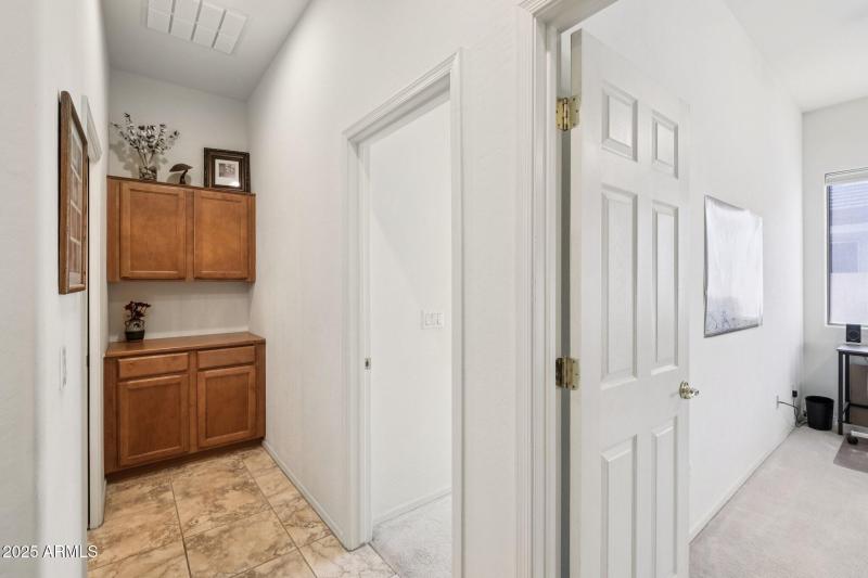 24-web-or-mls-W Sweet Acacia Dr-S0711-02