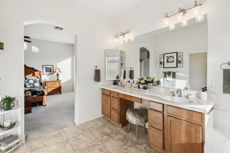 31-web-or-mls-W Sweet Acacia Dr-S0711-03