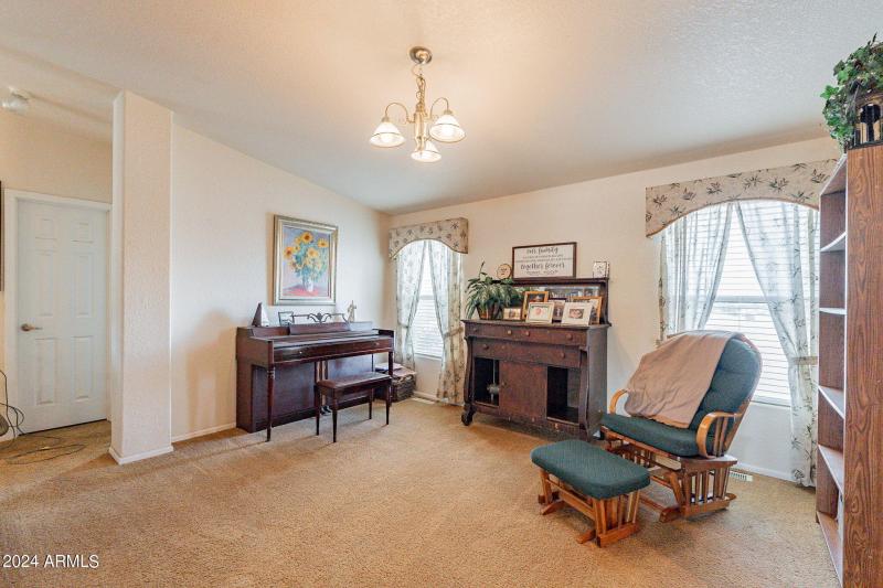 11-web-or-mls-Stonebluff-11