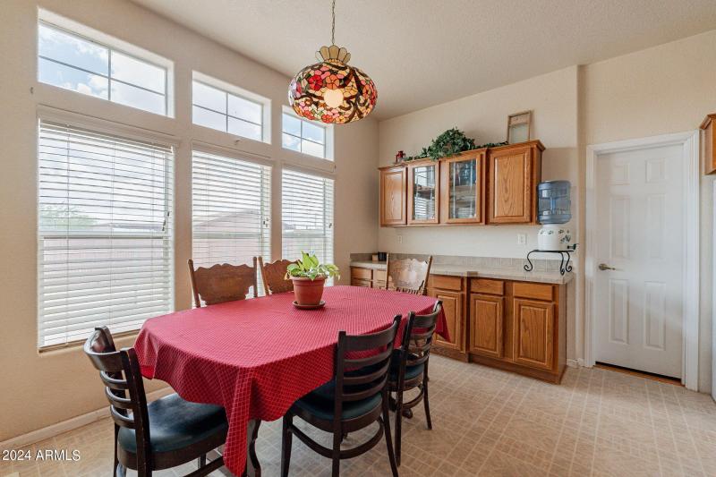 18-web-or-mls-Stonebluff-18