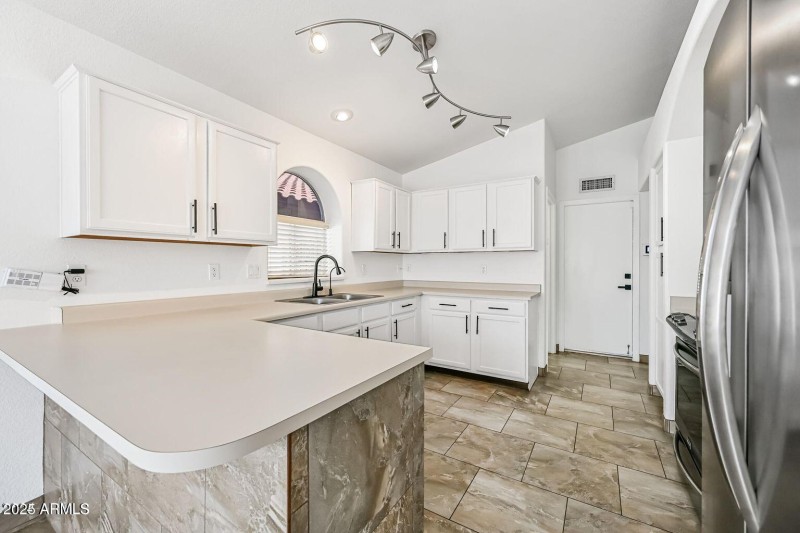 20241003212852574874000000-o