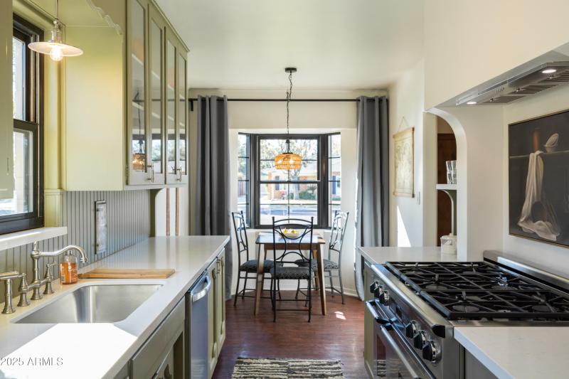 View To Breakfast Nook