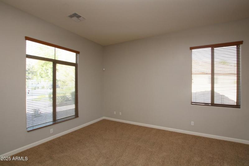 4b3a43b9-c2c3-469a-9863-bd61d103f377