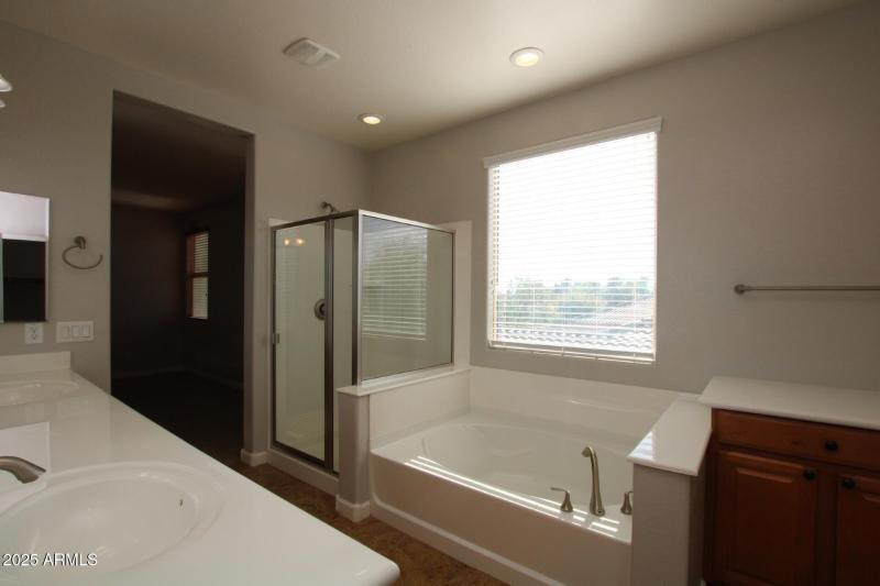 d4c47d04-b907-43e5-b368-4a8035cdf6ce