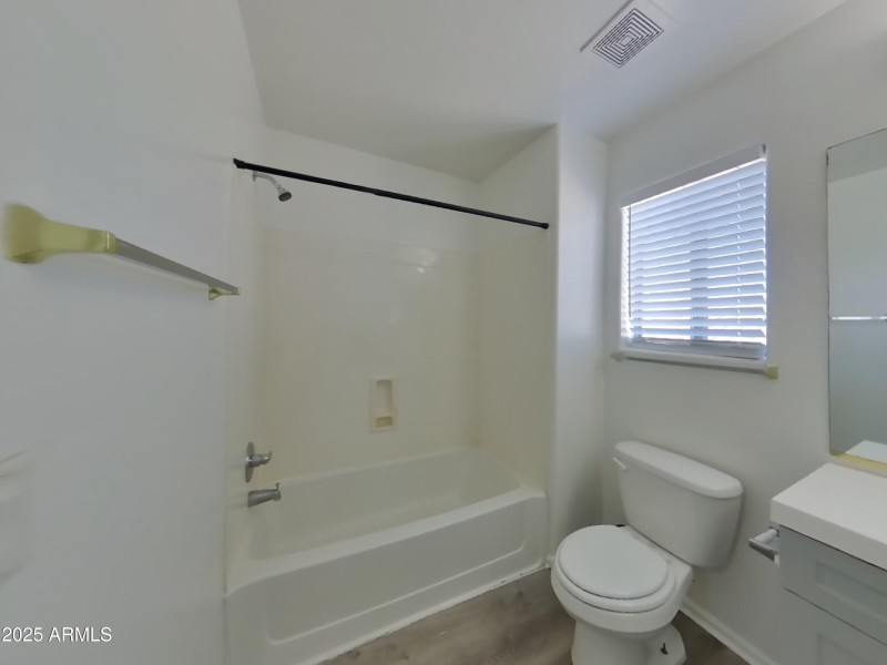 15_pc_p4SVNbn6Ej_deOCi8bD0s_layout_0