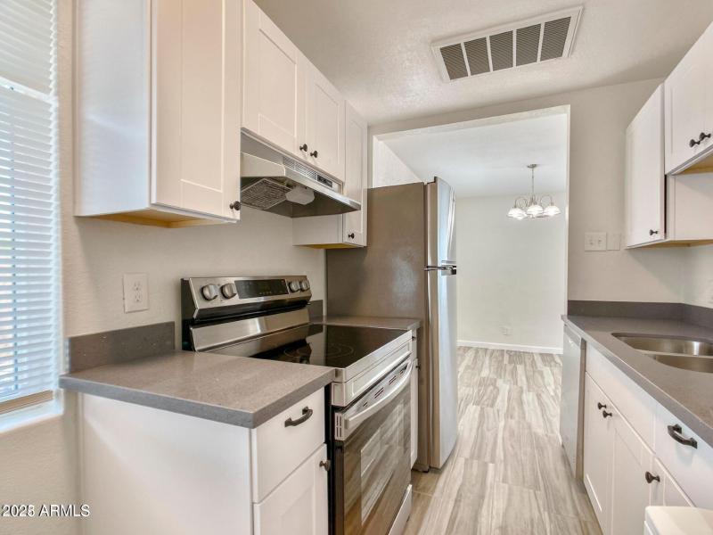 20220628232838194053000000-o