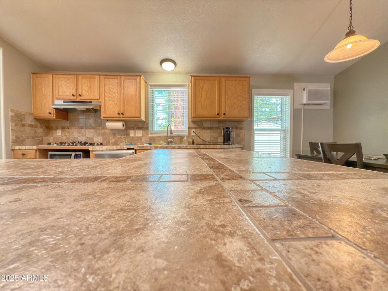 IMG_5773-HDR1-IPH-2560