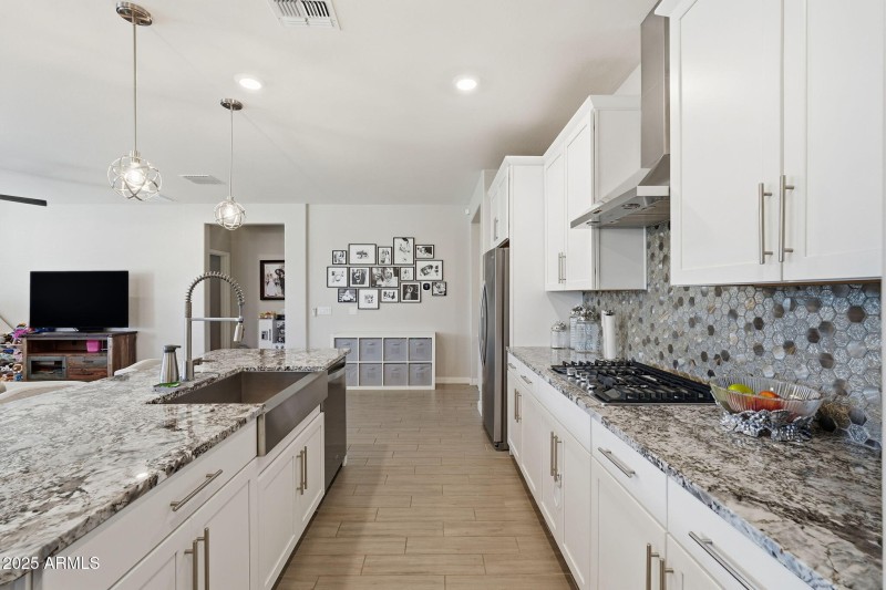 18-web-or-mls-018_ListerPros