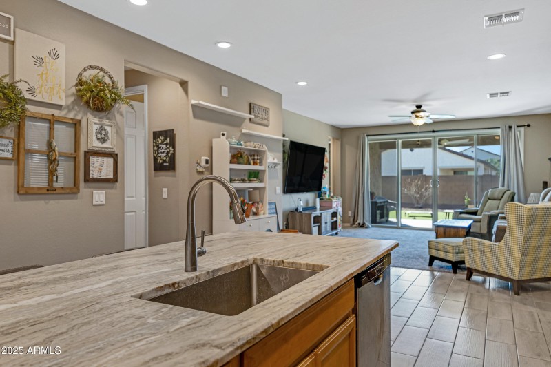 19673 W Montecito Ave-11