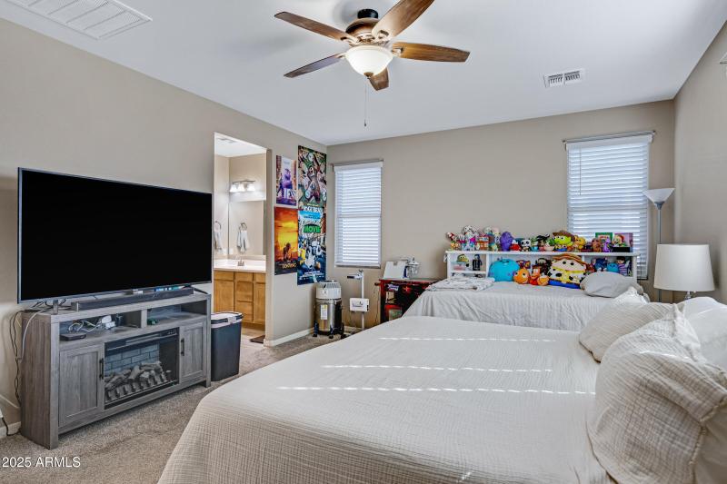 19673 W Montecito Ave-21