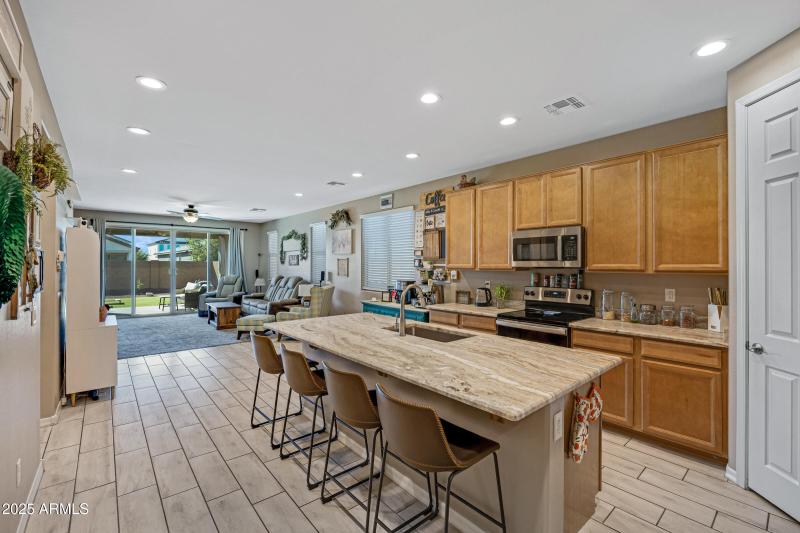 19673 W Montecito Ave-7