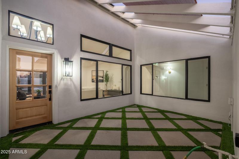 5744 E Marconi Ave - 06