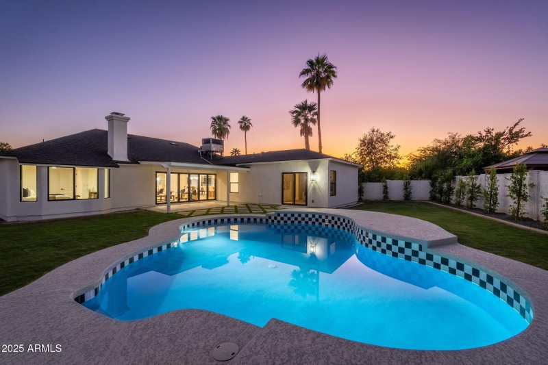 5744 E Marconi Ave - 13