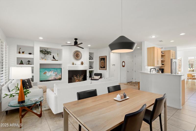 13-20656 N Canyon Whisper Drive