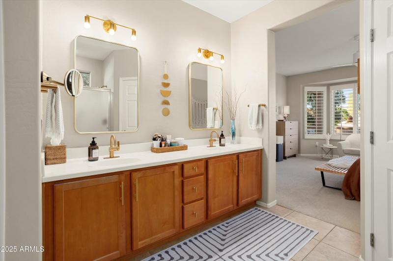 23-20656 N Canyon Whisper Drive