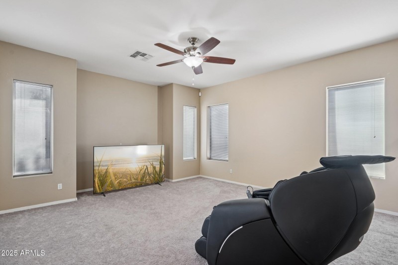 9-web-or-mls-W Minton St-S0711-009