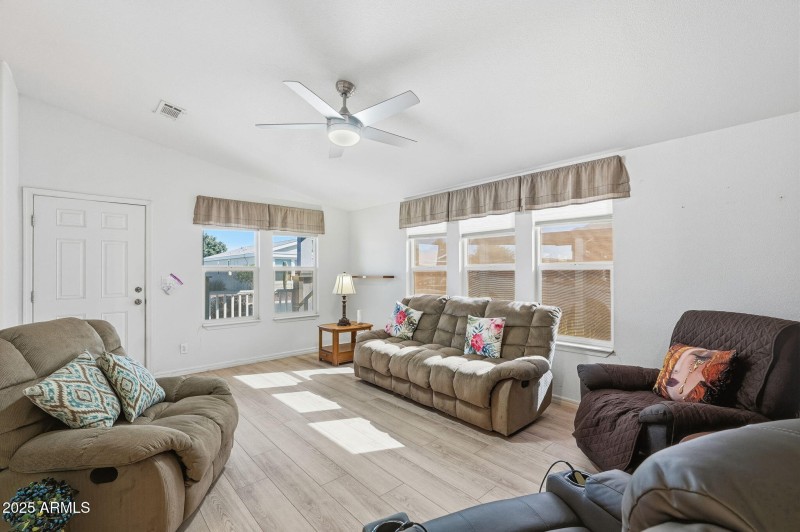 17-web-or-mls-017_ListerPros