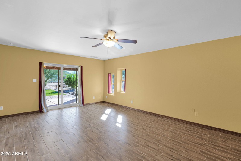 67-web-or-mls-P1360030 (2)