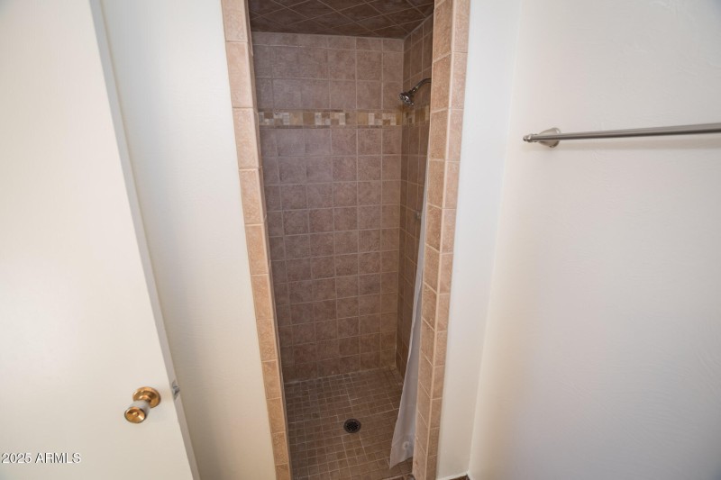 597 Hegge Dr 11-08-2025 (33)