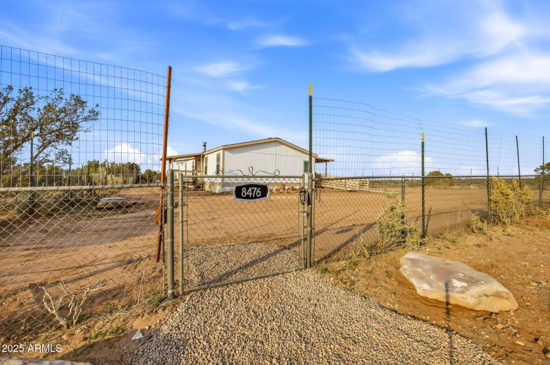 8476PuebloLn-SnowflakeAZ-34