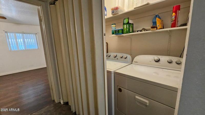 20251010213247952255000000-o