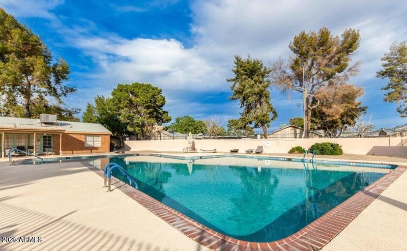 20251011001104609922000000-o