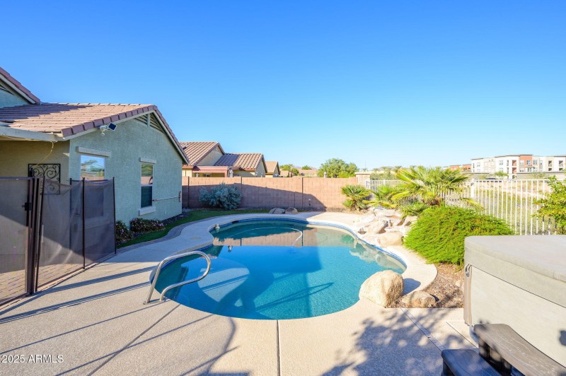 22-web-or-mls-237th-29