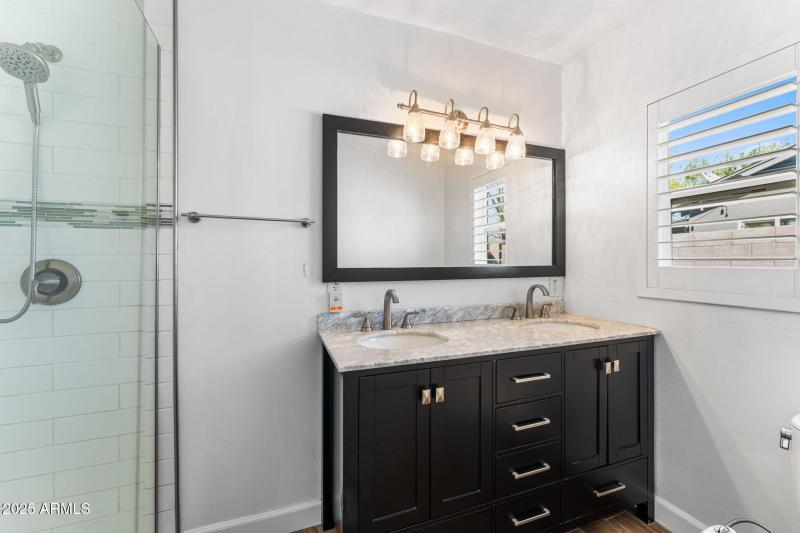 10-web-or-mls-DSC08765