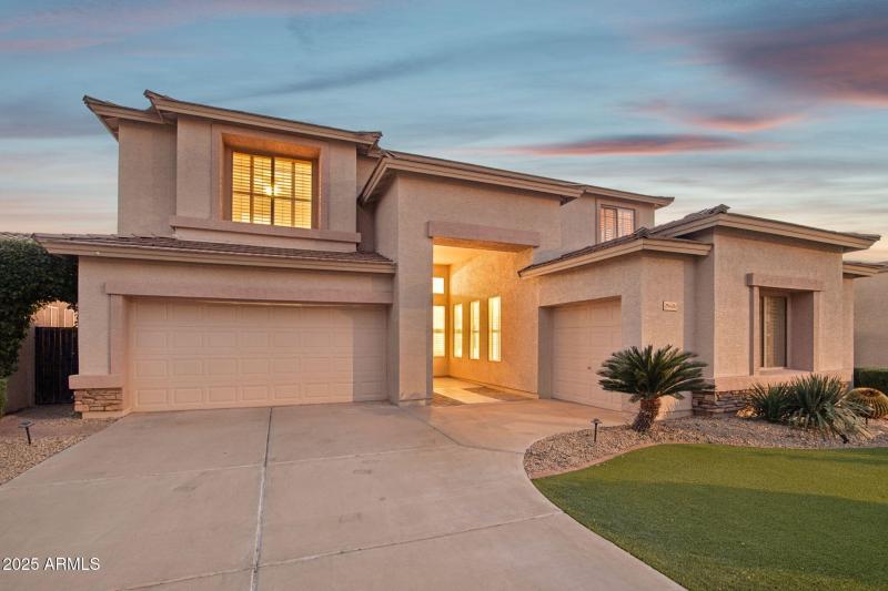 46-web-or-mls-N Hackberry Dr-S0811-004