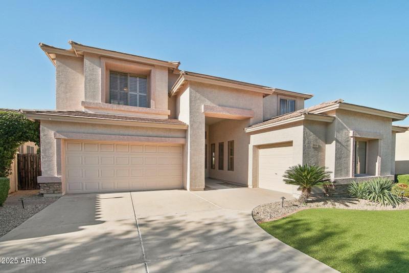 88-web-or-mls-N Hackberry Dr-S0811-002 (