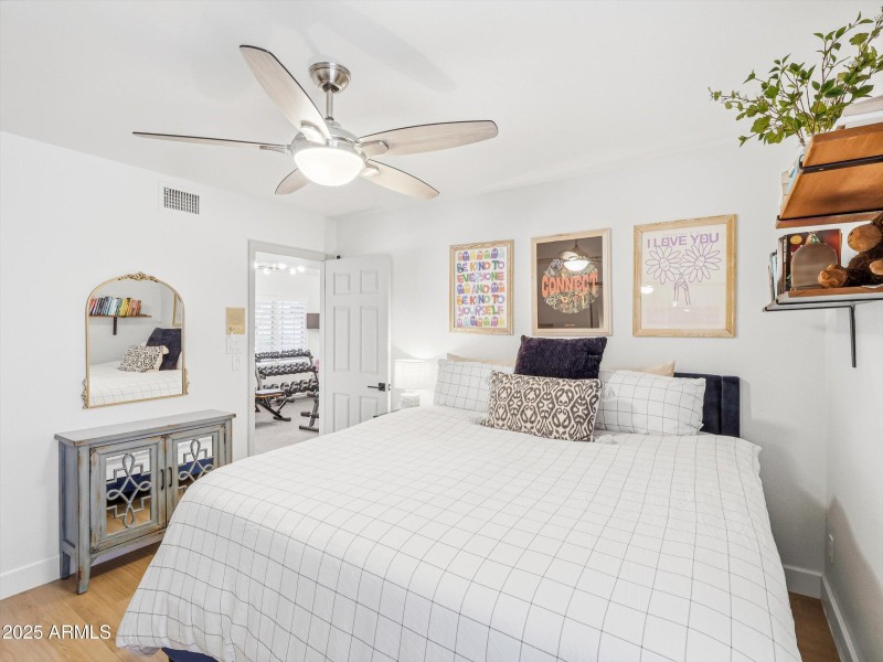 32-10178 E San Salvador Dr-32