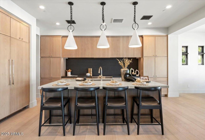 Chef's Island Kitchen