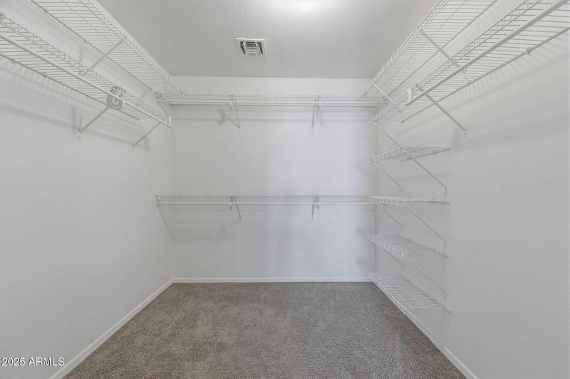 28-web-or-mls-2524 S 89th Lane-28