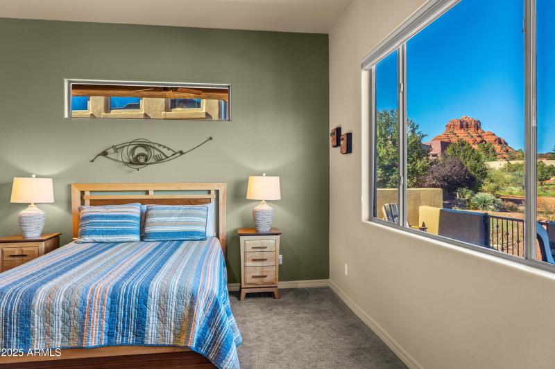 Primary Suite Views of Bell Rock!